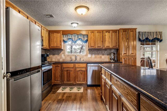 5 Pine Trail Road, Rogers, AR 72756