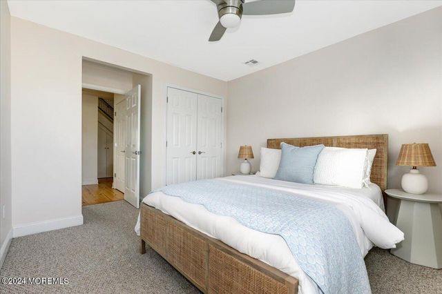 108 Glimmer Glass Circle, Manasquan, NJ 08736