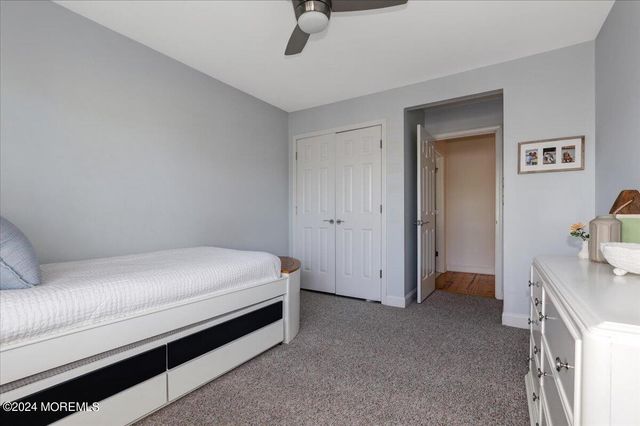 108 Glimmer Glass Circle, Manasquan, NJ 08736