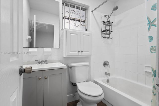 4201 NW 25th Ave 1, Miami, FL 33142