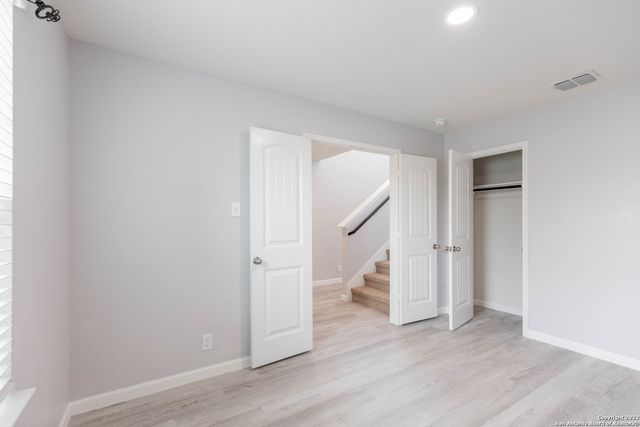 6414 DYNAMIC SOUND, San Antonio, TX 78252