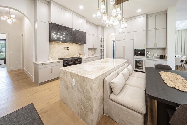 9240 FALCON COURT, Venice, FL 34293