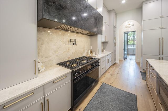 9240 FALCON COURT, Venice, FL 34293