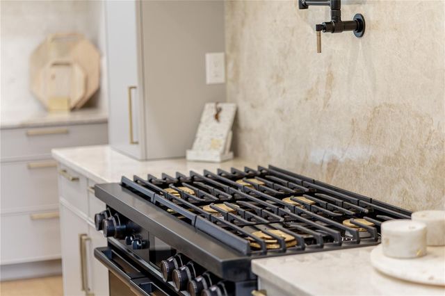 9240 FALCON COURT, Venice, FL 34293