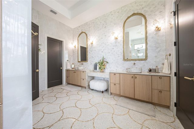 9240 FALCON COURT, Venice, FL 34293