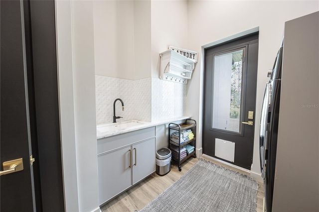 9240 FALCON COURT, Venice, FL 34293