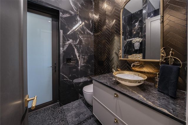 9240 FALCON COURT, Venice, FL 34293
