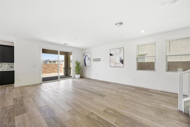 827 Aurelie Ridge Street, Henderson, NV 89011