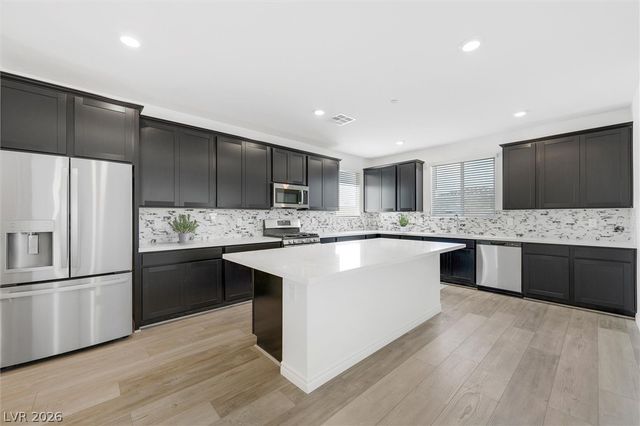 827 Aurelie Ridge Street, Henderson, NV 89011