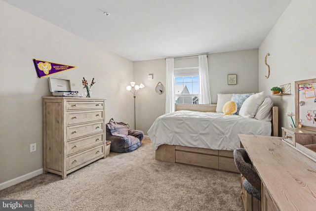 1649 HARALSON DR, Mechanicsburg, PA 17055