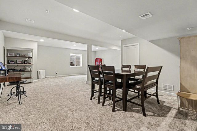 1649 HARALSON DR, Mechanicsburg, PA 17055