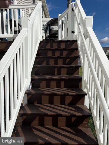 1649 HARALSON DR, Mechanicsburg, PA 17055