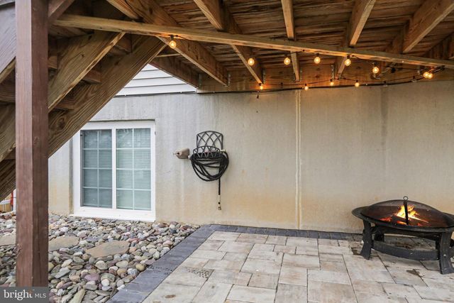 1649 HARALSON DR, Mechanicsburg, PA 17055