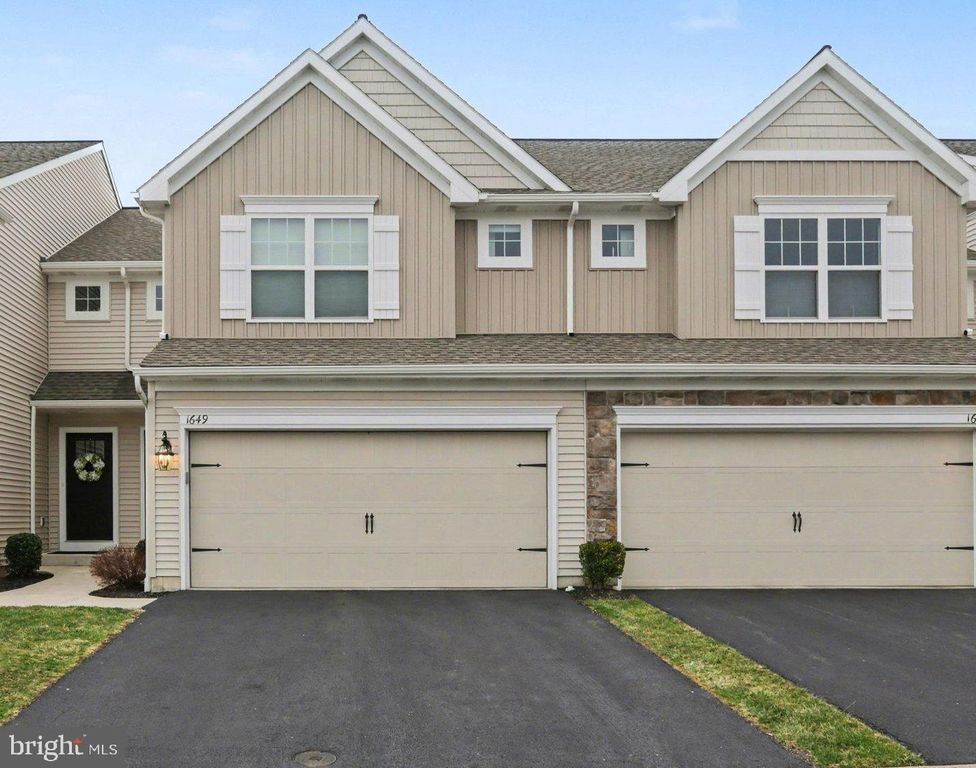 1649 HARALSON DR, Mechanicsburg, PA 17055