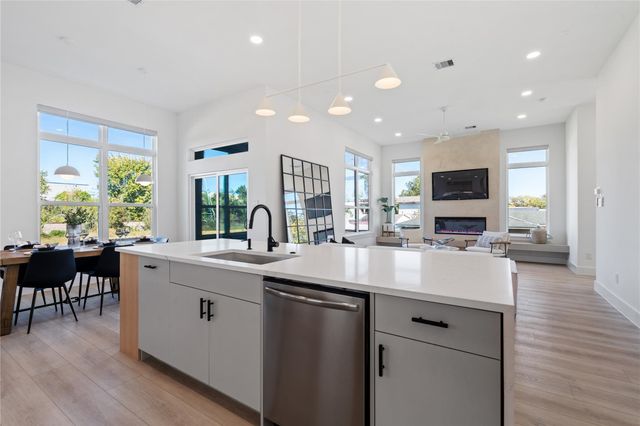 1421 E 36th Street, Houston, TX 77022