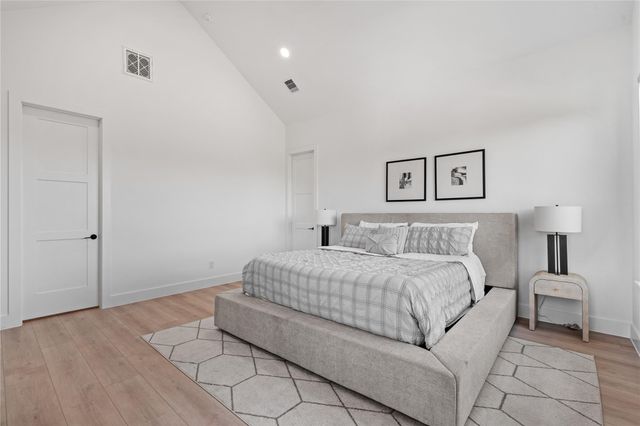 1421 E 36th Street, Houston, TX 77022