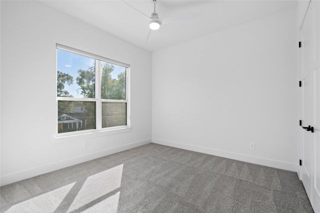1421 E 36th Street, Houston, TX 77022