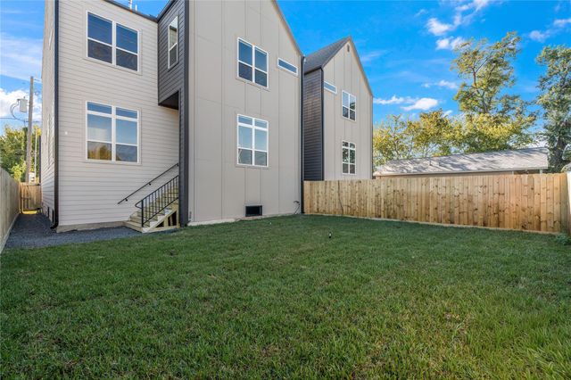 1421 E 36th Street, Houston, TX 77022