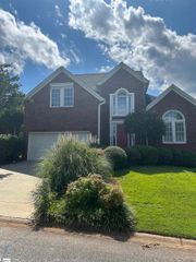 5 Riverton Court, Greer, SC 29650