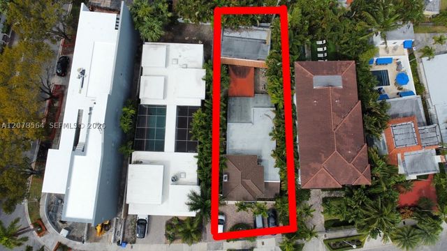 1823 S Bayshore Ln, Miami, FL 33133