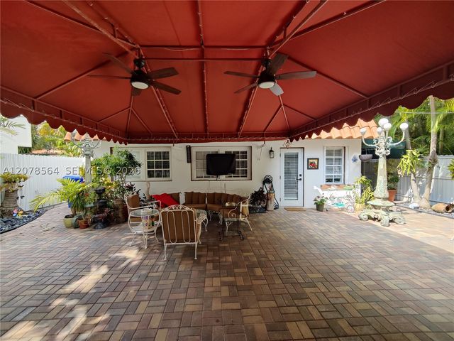 1823 S Bayshore Ln, Miami, FL 33133