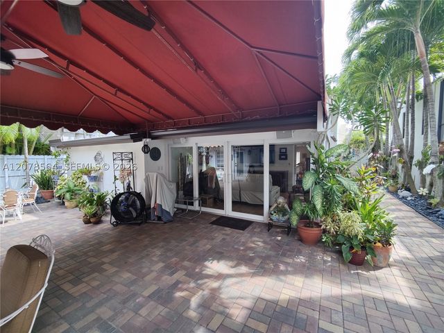1823 S Bayshore Ln, Miami, FL 33133