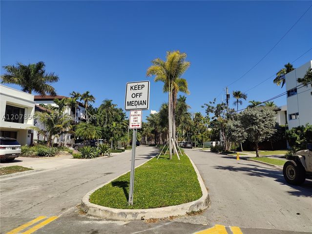 1823 S Bayshore Ln, Miami, FL 33133