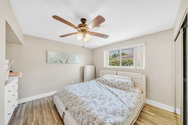 2298 NE 2nd Avenue, Boca Raton, FL 33431