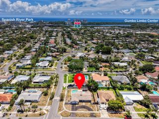 2298 NE 2nd Avenue, Boca Raton, FL 33431