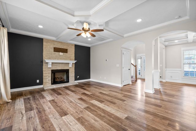 1697 Ellie Piper Cir, Clarksville, TN 37043