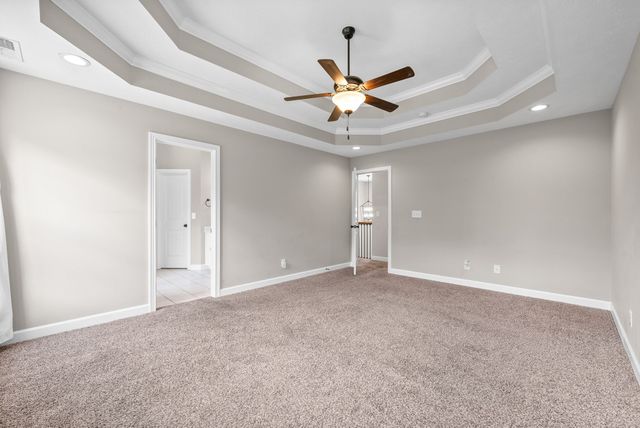 1697 Ellie Piper Cir, Clarksville, TN 37043