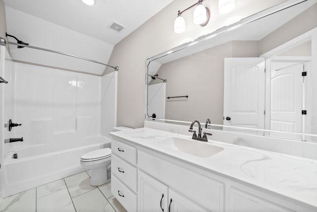 1697 Ellie Piper Cir, Clarksville, TN 37043