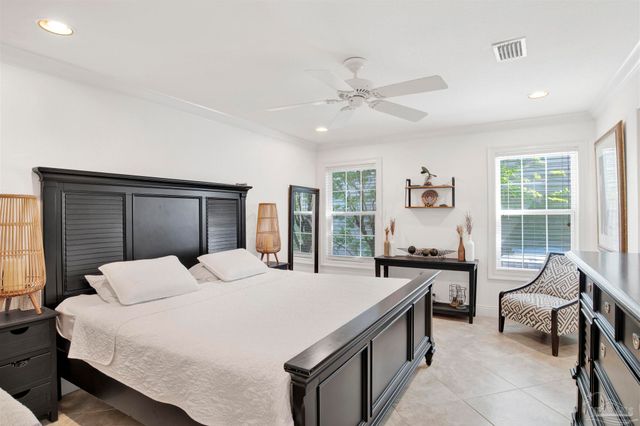 1110 Lionsgate Ln, Gulf Breeze, FL 32563