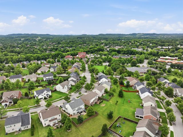 709 Wadestone Trl, Franklin, TN 37064