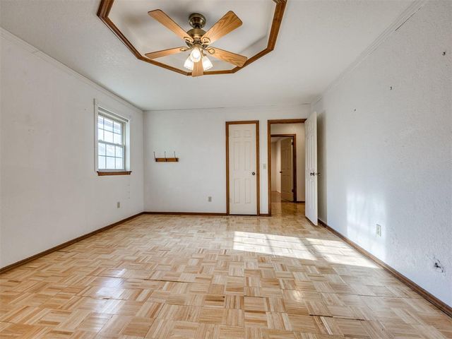 3201 Center Street, The Village, OK 73120