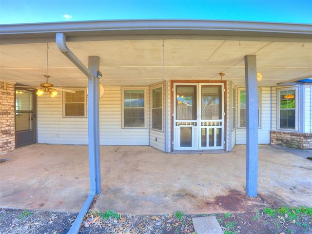 3201 Center Street, The Village, OK 73120