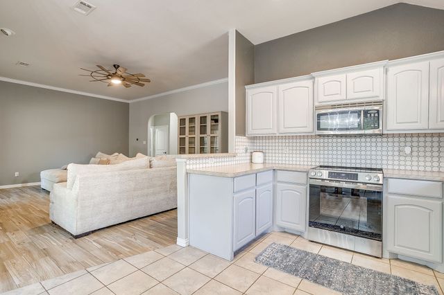 504 Westgate Drive, Aledo, TX 76008