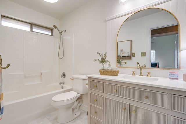504 Westgate Drive, Aledo, TX 76008