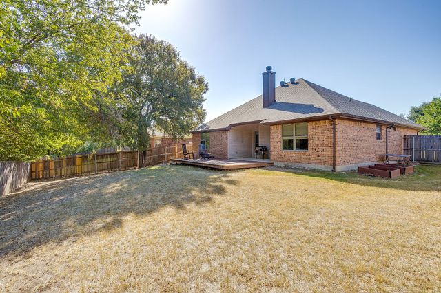 504 Westgate Drive, Aledo, TX 76008