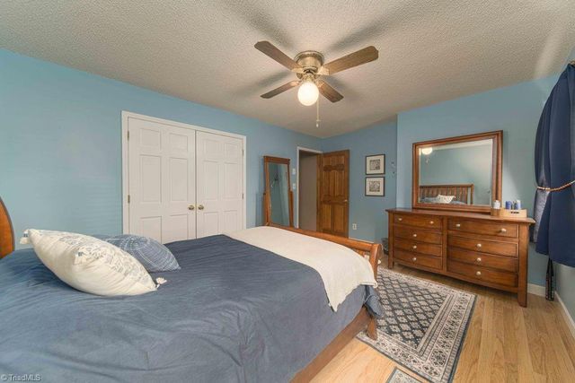 204 Linville Springs Road, Kernersville, NC 27284