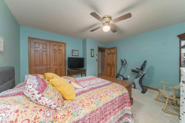 204 Linville Springs Road, Kernersville, NC 27284