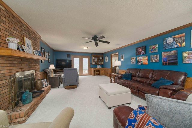 204 Linville Springs Road, Kernersville, NC 27284