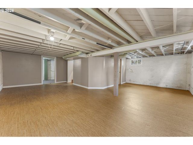 3527 Ne 71ST Ave, Portland, OR 97213