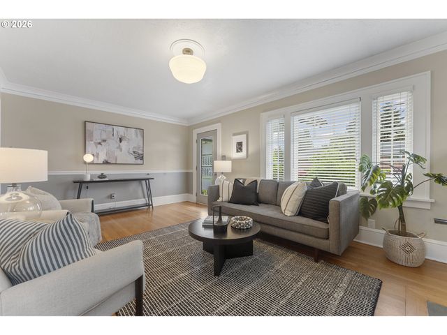 3527 Ne 71ST Ave, Portland, OR 97213
