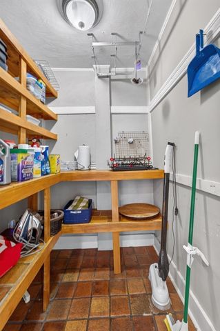 189 Washington St, Canton, MA 02021