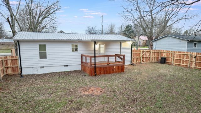 108 Decatur St, Shelbyville, TN 37160