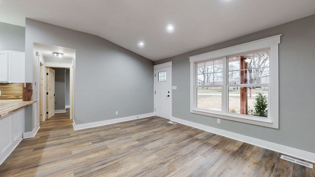 108 Decatur St, Shelbyville, TN 37160
