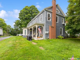 242 Main Street, Durham, CT 06422