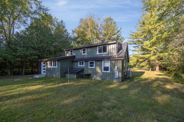 22820 Northland Drive, Paris, MI 49338