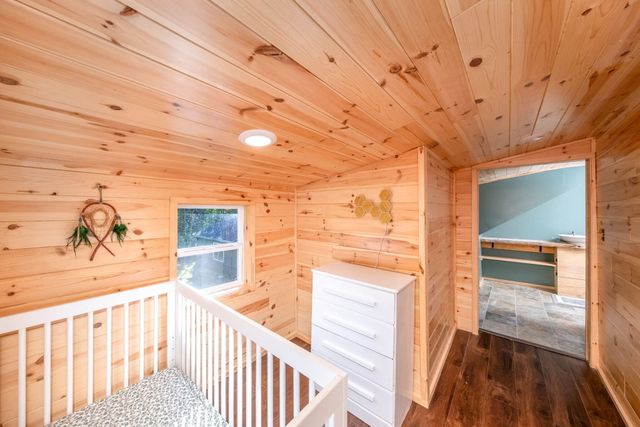 22820 Northland Drive, Paris, MI 49338